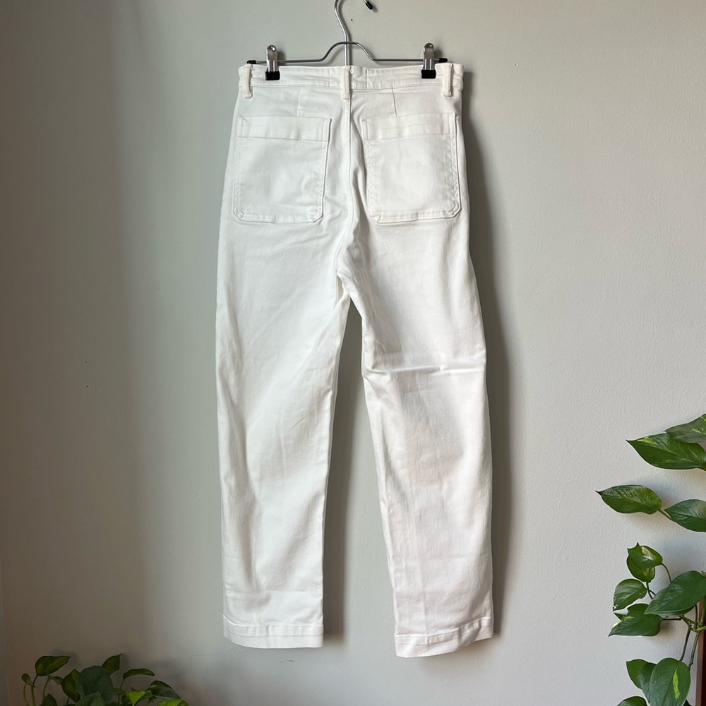 Everlane straight leg white cropped pants